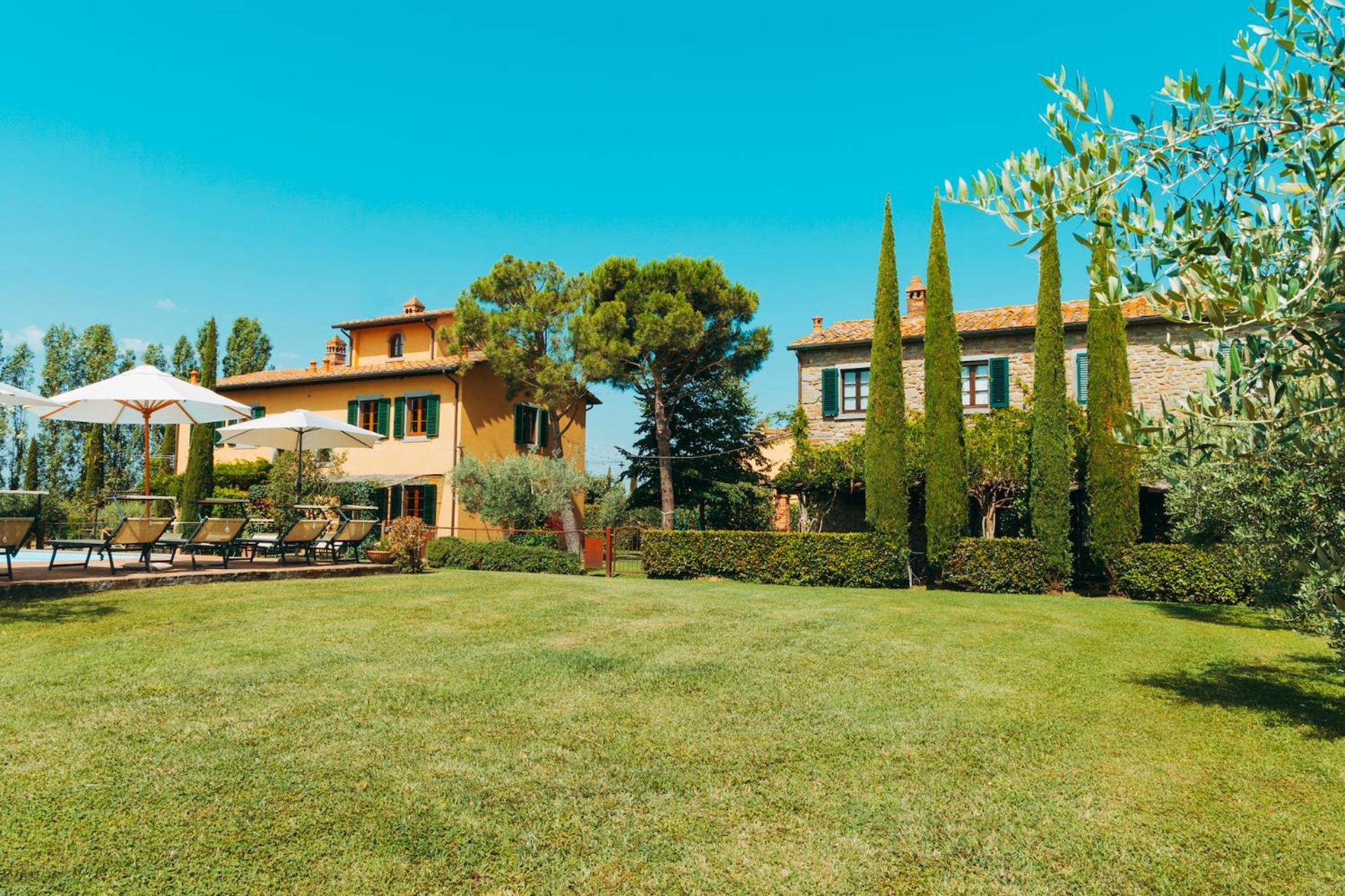 Agriturismo Il Borgo Cortona Luaran gambar
