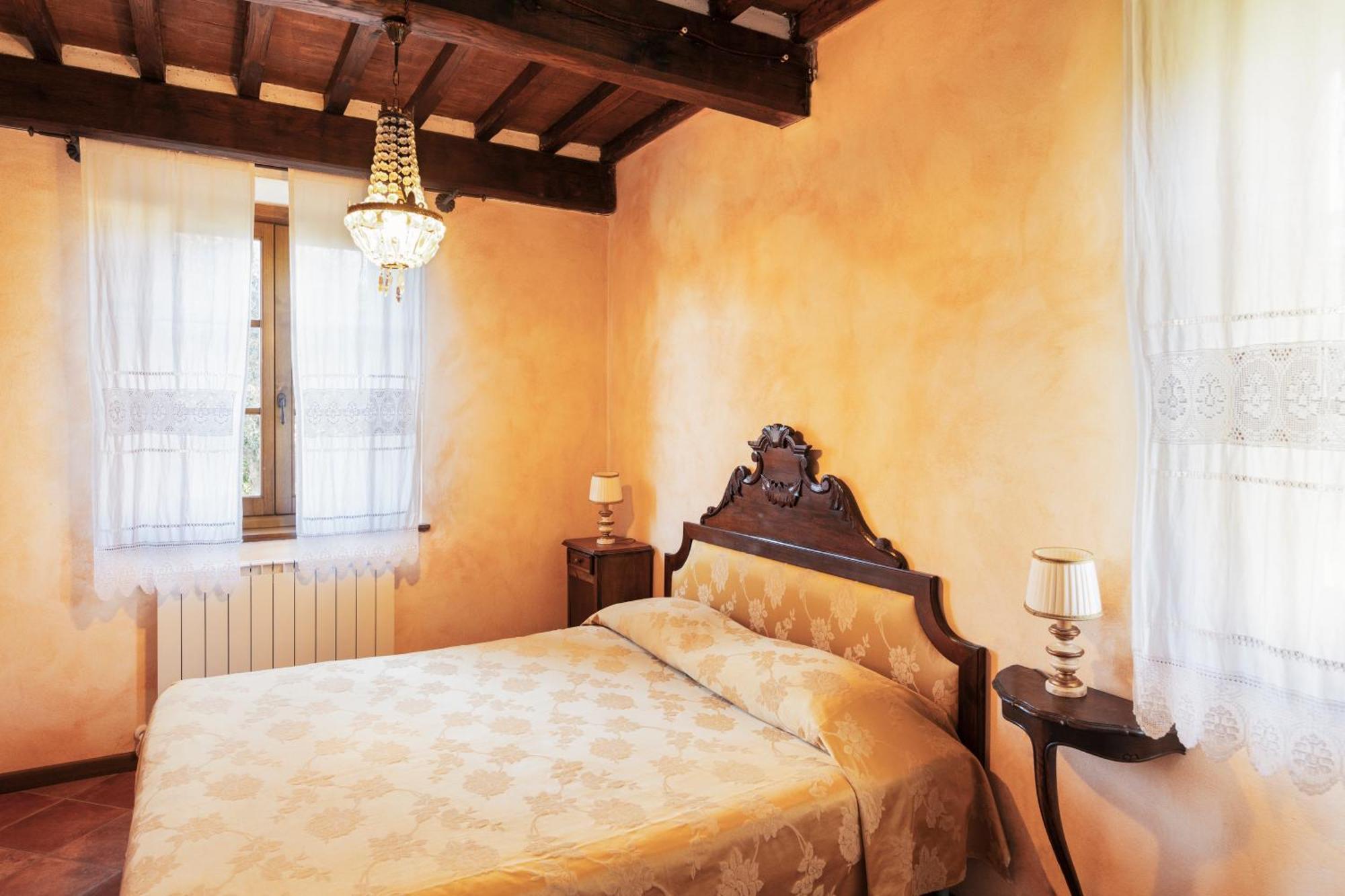 Agriturismo Il Borgo Cortona Luaran gambar