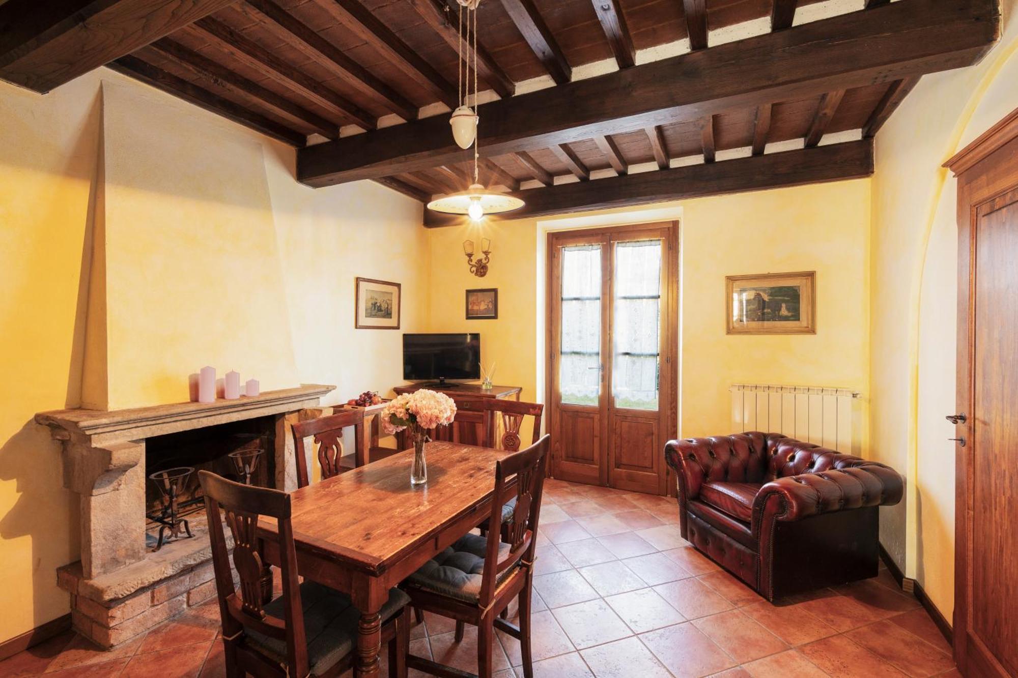 Agriturismo Il Borgo Cortona Luaran gambar
