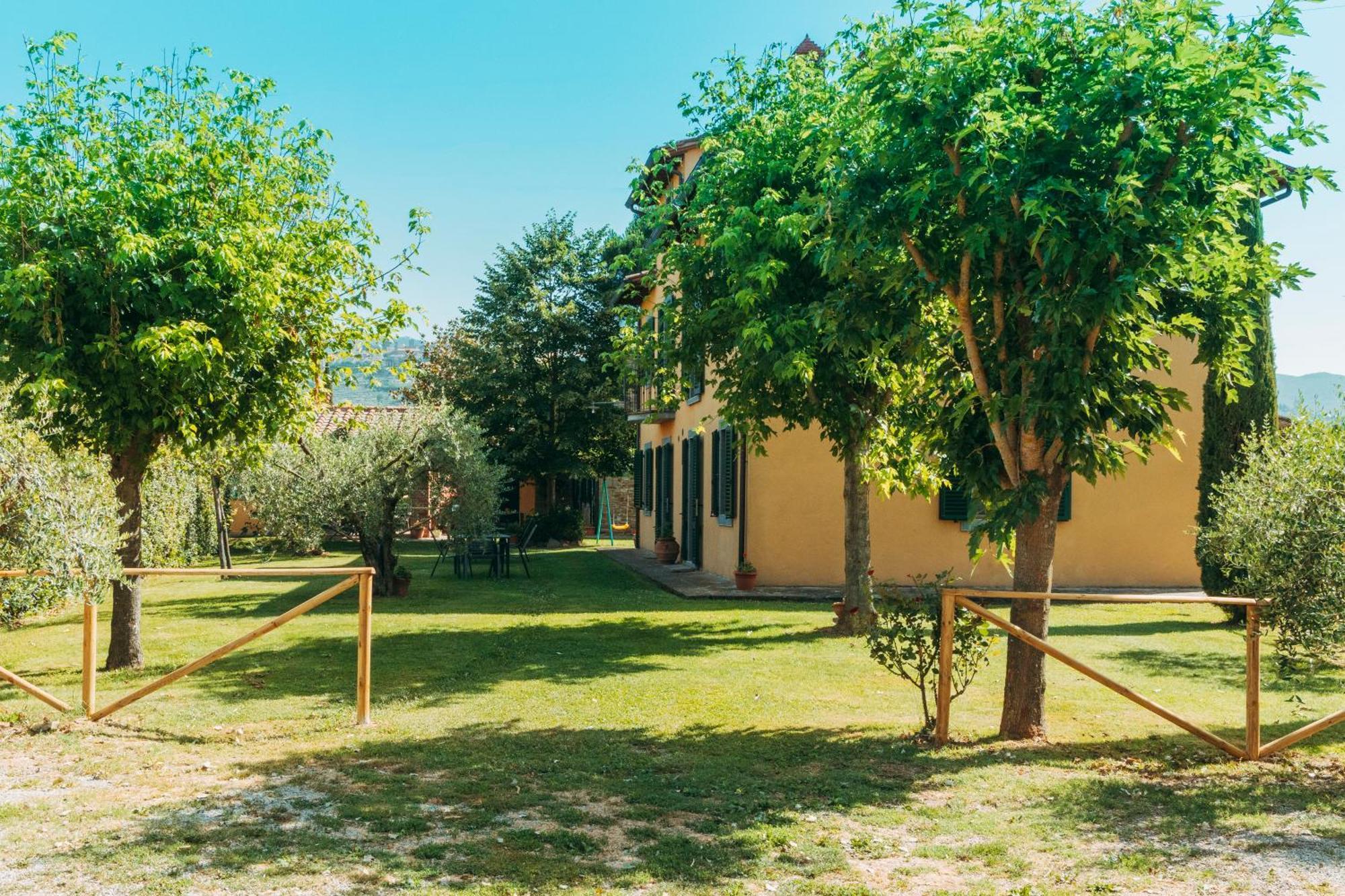Agriturismo Il Borgo Cortona Luaran gambar
