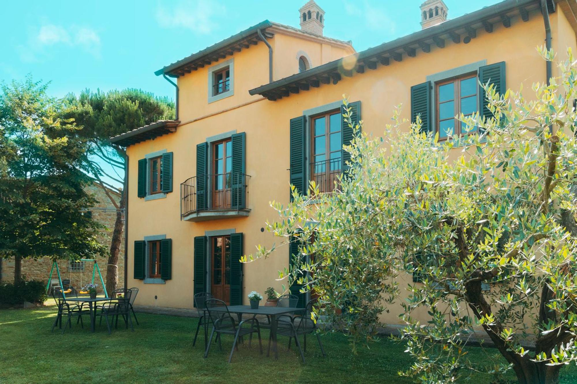Agriturismo Il Borgo Cortona Luaran gambar