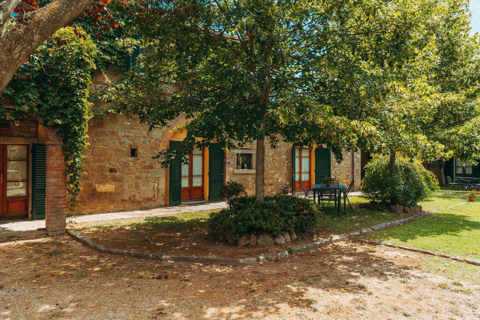 Agriturismo Il Borgo Cortona Luaran gambar