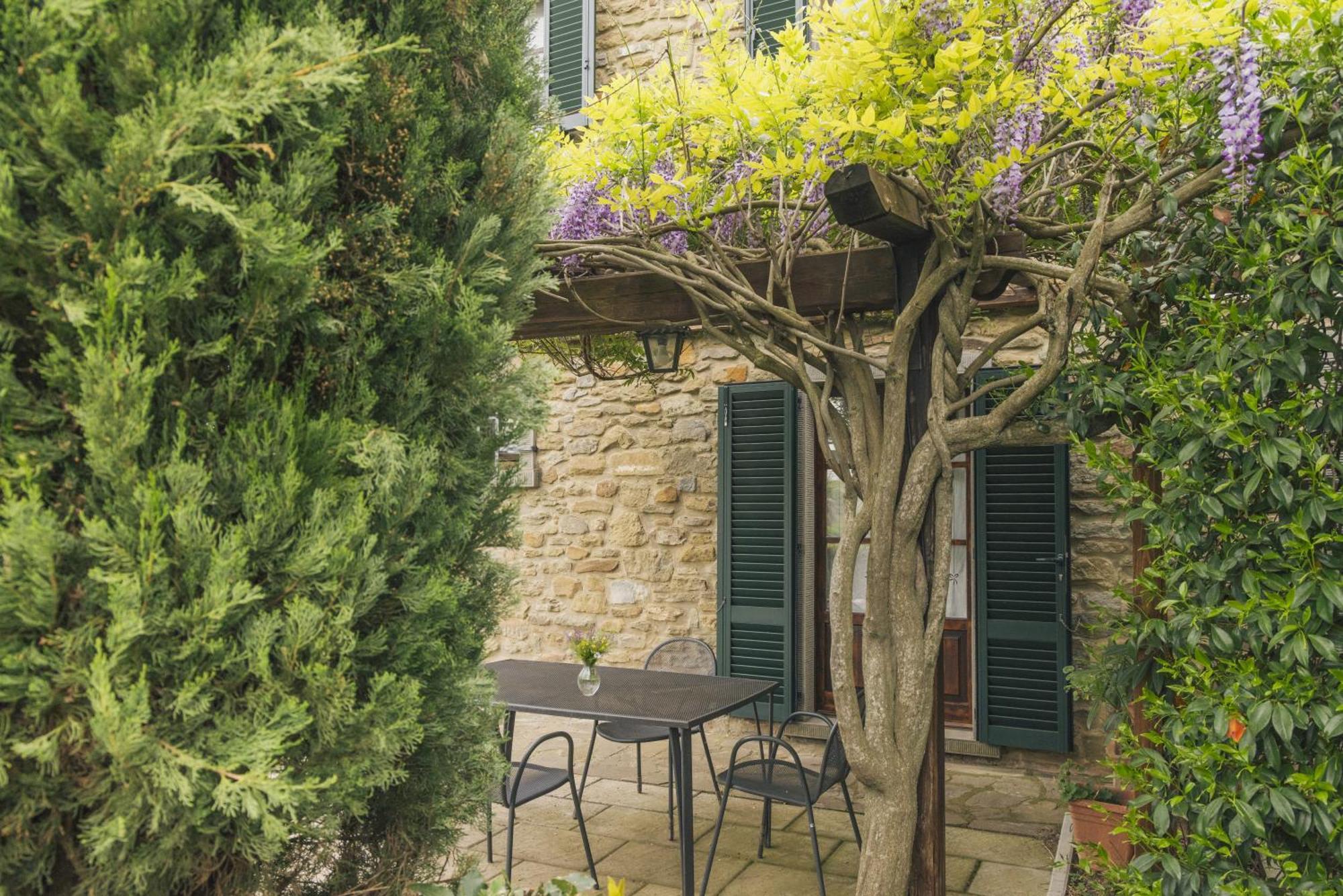 Agriturismo Il Borgo Cortona Luaran gambar