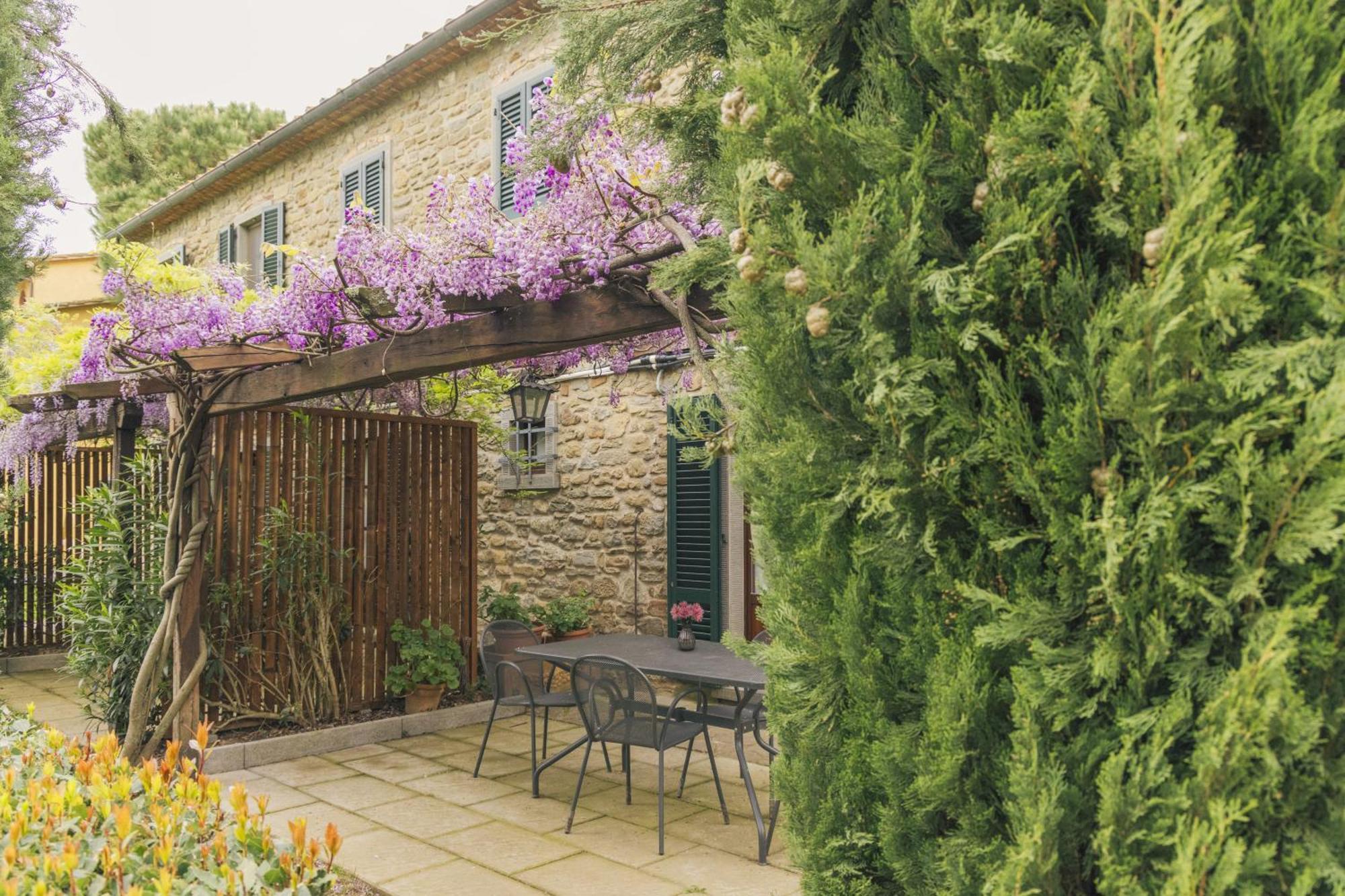 Agriturismo Il Borgo Cortona Luaran gambar